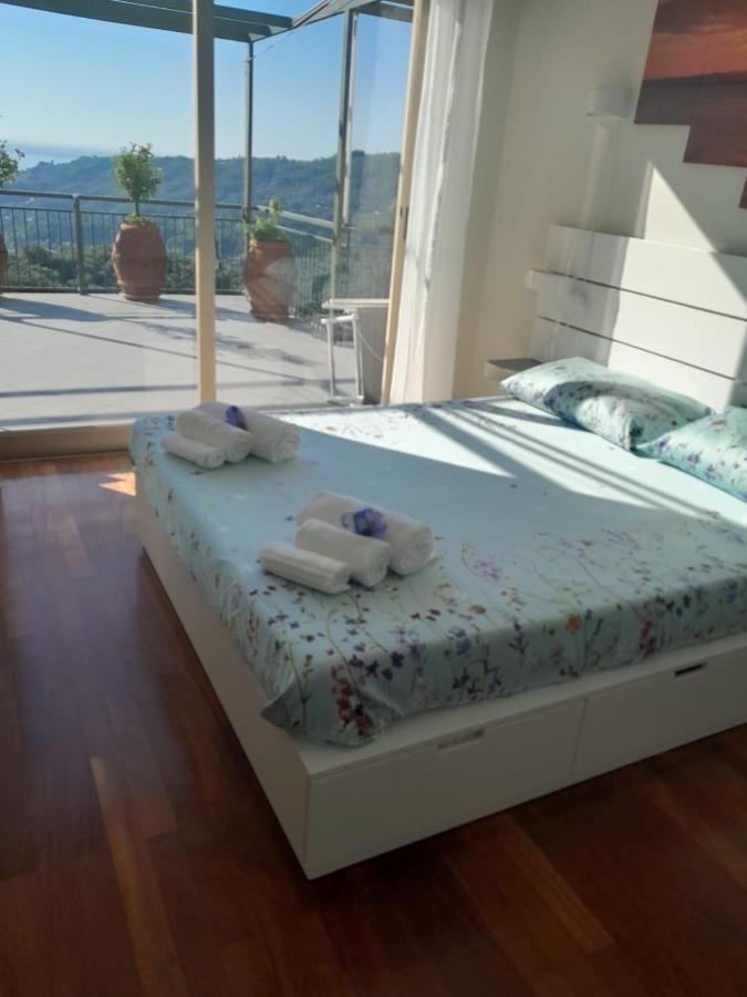 La Terrazza Sul Golfo Lägenhet Rapallo Exteriör bild
