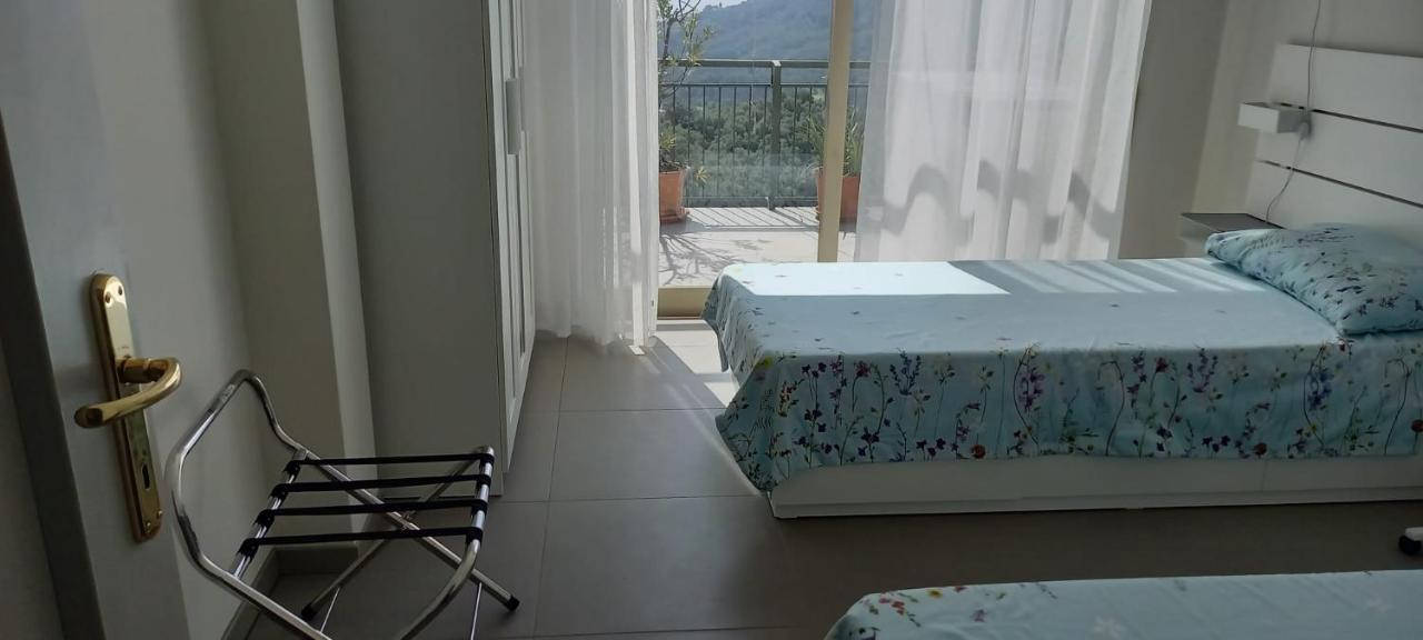 La Terrazza Sul Golfo Lägenhet Rapallo Exteriör bild